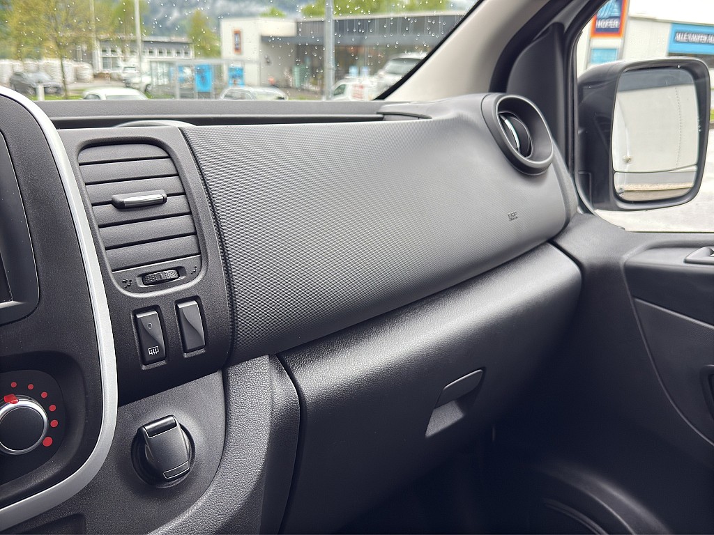 927898_1406645936443_slide bei Auto ROC in