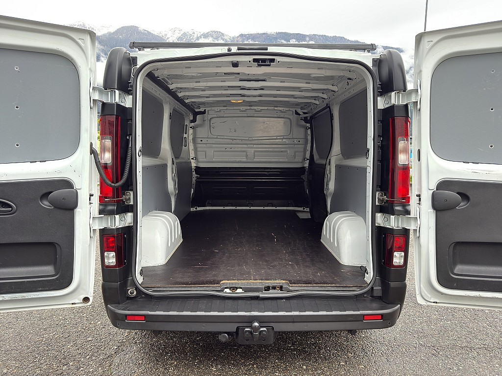 927898_1406645936460_slide bei Auto ROC in